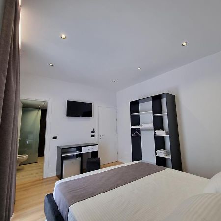 White Villa Permet Luaran gambar